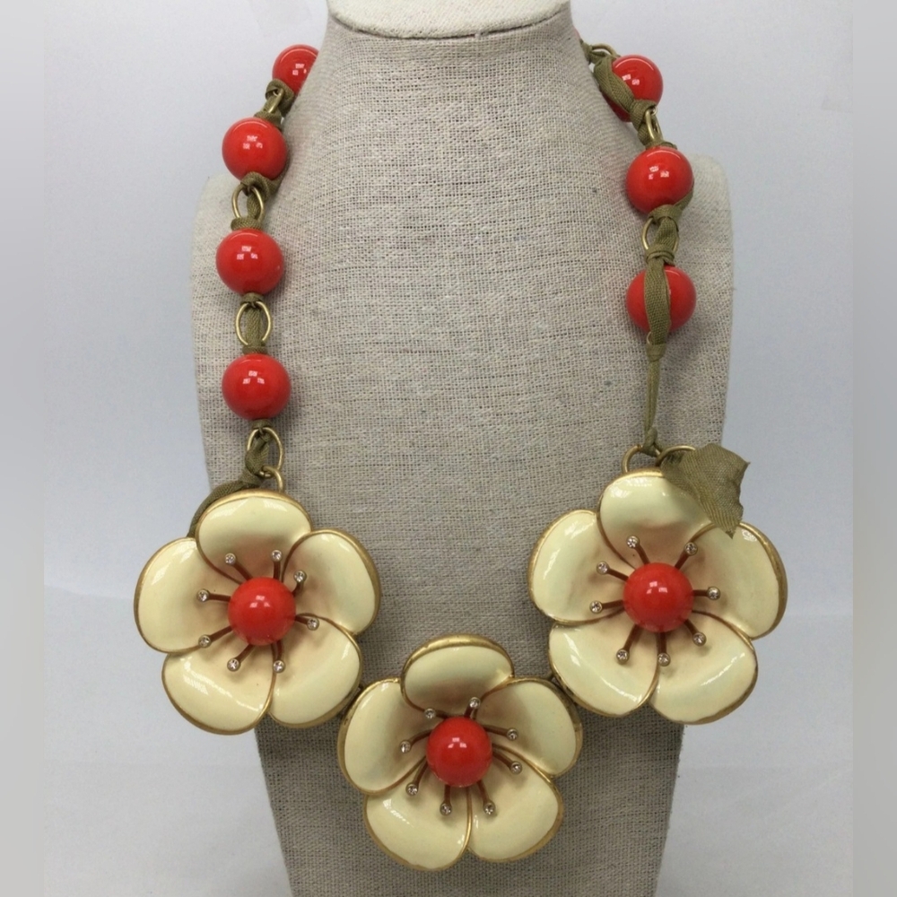 Marc By Marc Jacobs Chunky Flower Statement Necklace 18" EUC